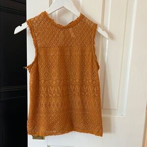 Sleeveless lace top